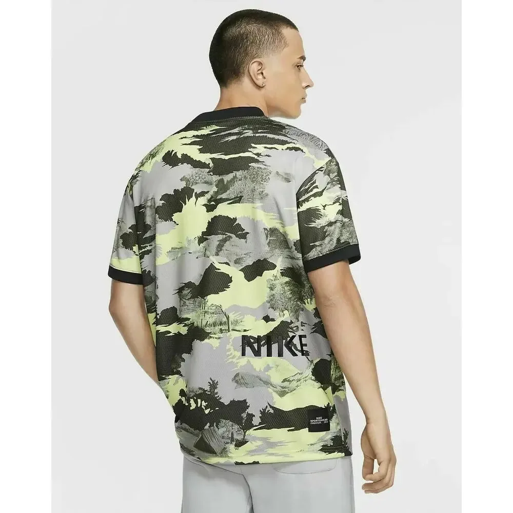 Nike‎ Sportswear Short-Sleeve Hype Hike Camo Top